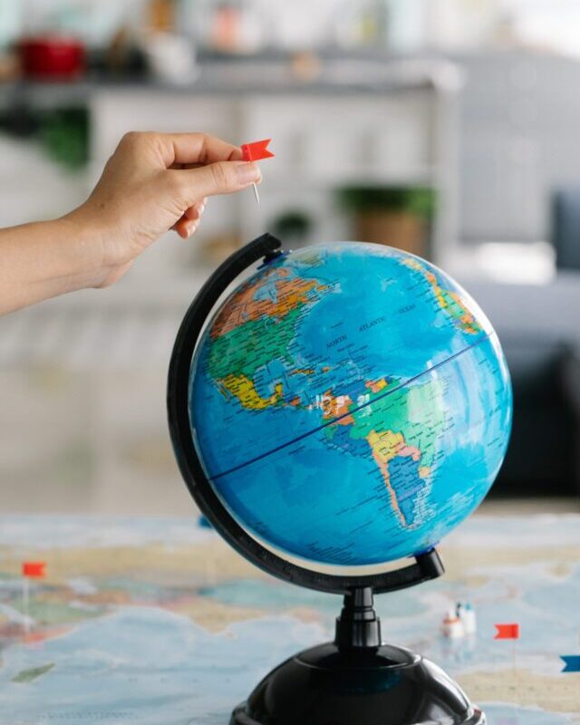 10 astonishing countries where English is official language.